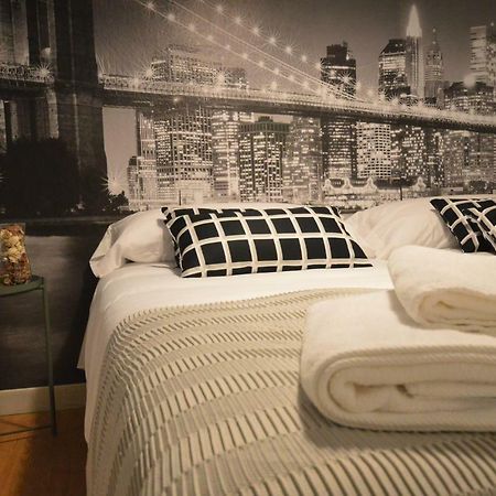 Apartamento Fleta Apartment ซาราโกซา ภายนอก รูปภาพ