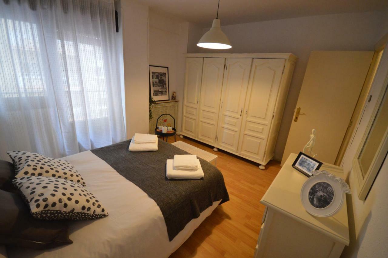 Apartamento Fleta Apartment ซาราโกซา ภายนอก รูปภาพ